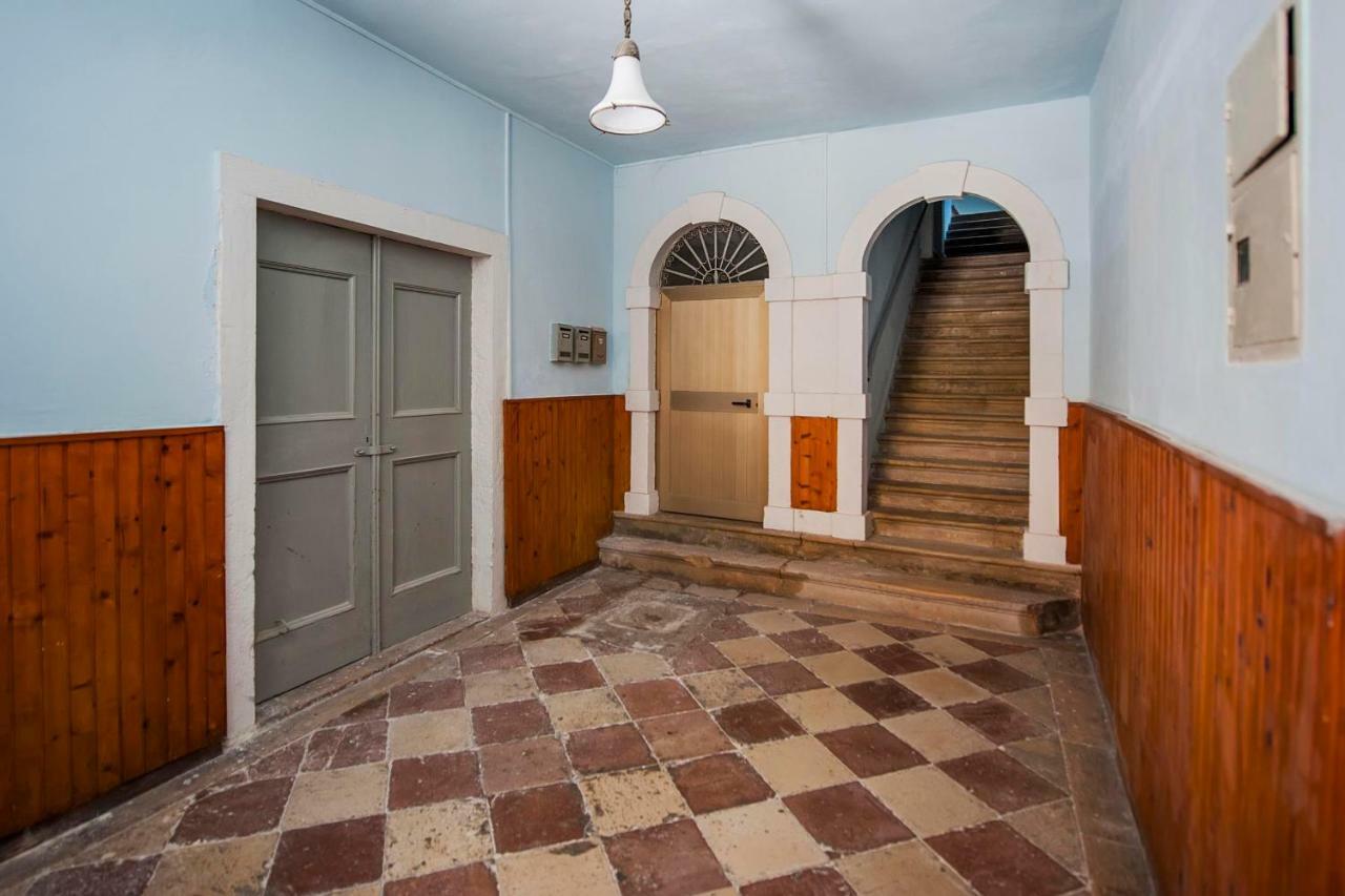Guest House Barocco ロヴィニ エクステリア 写真