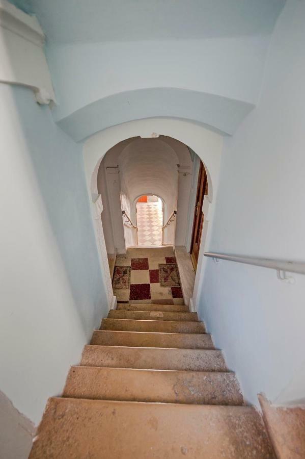 Guest House Barocco ロヴィニ エクステリア 写真